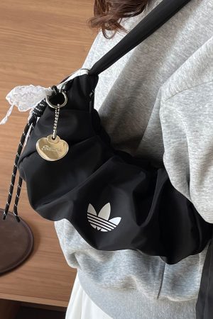 Large Capacity Dumpling Bag - Portable Versatile Shoulder Crossbody Bag for Work, Commuting, and Everyday Fashion 2025