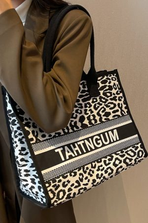 Large Capacity Leopard Print Canvas Tote Bag for Women - Stylish Shopping Bag for Spring/Summer Outings and Commuting