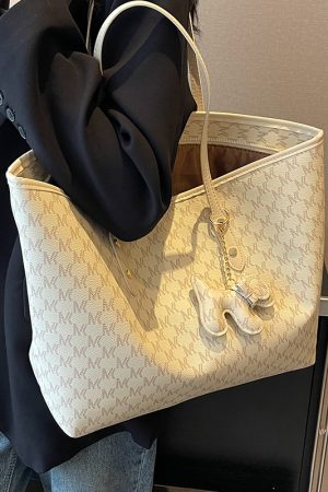 Large-Capacity Letter Design Tote Bag for Women - Versatile Summer 2025 Casual Underarm Bag, Trendy Everyday Essential