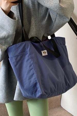 Large Capacity Nylon Tote Bag for Women, 2025 Outdoor Commuting Double-Sided Shoulder Bag, Ideal for Short-Distance Travel