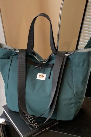 Large Capacity Nylon Tote Bag for Women, 2025 Outdoor Commuting Double-Sided Shoulder Bag, Ideal for Short-Distance Travel