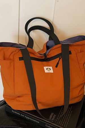 Large Capacity Nylon Tote Bag for Women, 2025 Outdoor Commuting Double-Sided Shoulder Bag, Ideal for Short-Distance Travel