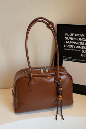 Large Capacity Red Shoulder Bag for Women - High-End Summer Fashion Commuting Handbag 2024 Style