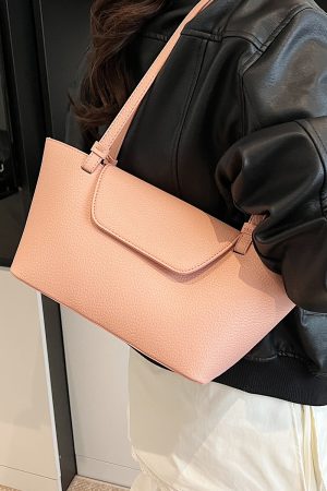 Large Capacity Shoulder Bag for Women - 2025 New Korean Style Versatile Crossbody Bag with Elegant Design and High-End Quality