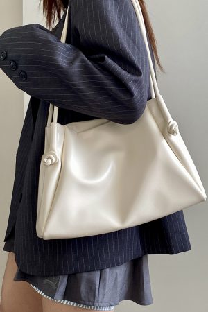 Large Capacity Women's Tote Bag - High-End Commuting Shoulder Handbag for Spring and Summer - Trendy Niche Design 2025