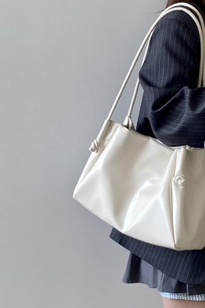 Large Capacity Women's Tote Bag - High-End Commuting Shoulder Handbag for Spring and Summer - Trendy Niche Design 2025