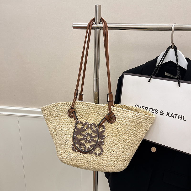 Large Capacity Woven Straw Bag - Casual Versatile Shoulder Bag for Beachside Vacations - 2025 Fashion Trend Large Capacity Woven Straw Bag - Casual Versatile Shoulder Bag for Beachside Vacations - 2025 Fashion Trend