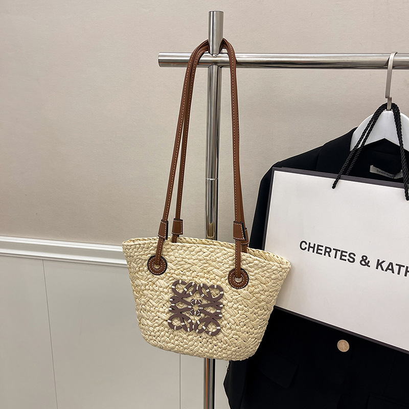 Large Capacity Woven Straw Bag - Casual Versatile Shoulder Bag for Beachside Vacations - 2025 Fashion Trend Large Capacity Woven Straw Bag - Casual Versatile Shoulder Bag for Beachside Vacations - 2025 Fashion Trend