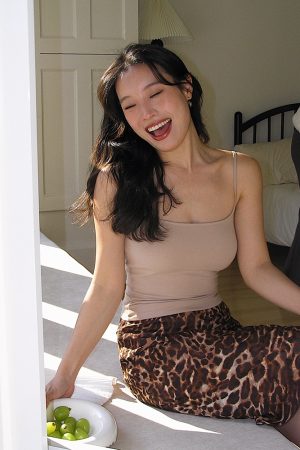 Leopard Print Midi Skirt - Vintage French A-Line, High-Waisted, Slimming Mermaid Style, Trendy 90s Fashion