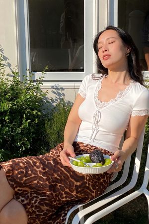 Leopard Print Midi Skirt - Vintage French A-Line, High-Waisted, Slimming Mermaid Style, Trendy 90s Fashion