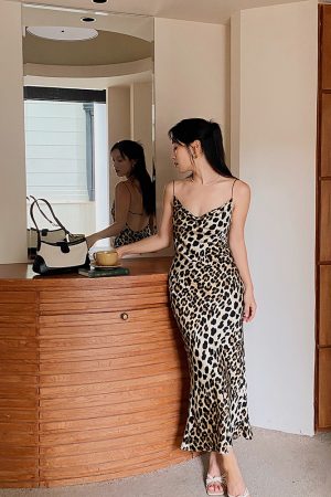 Leopard Print Spaghetti Strap Dress with Ruffled Neckline and Open Back, Sexy Mermaid Skirt, Autumn 2024 Fashion