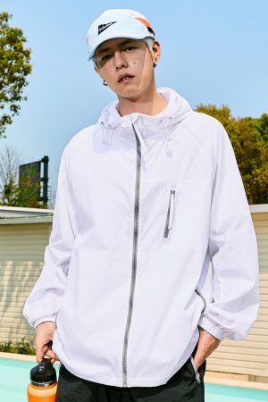 Lightweight Breathable Hooded Sunscreen Top for Men and Women, Ice Silk Summer Style 2025, Cool Fashion Essential