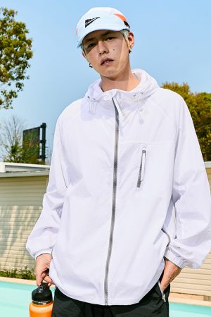 Lightweight Breathable Hooded Sunscreen Top for Men and Women, Ice Silk Summer Style 2025, Cool Fashion Essential