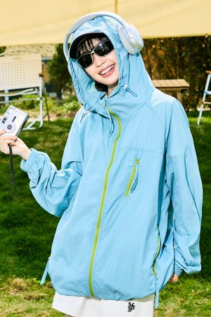 Lightweight Breathable Hooded Sunscreen Top for Men and Women, Ice Silk Summer Style 2025, Cool Fashion Essential