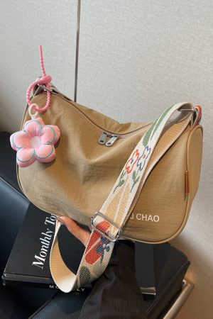Lightweight Nylon Dumpling Bag for Women, 2025 Summer Korean Style Shoulder Crossbody Bag for Students and Commuters