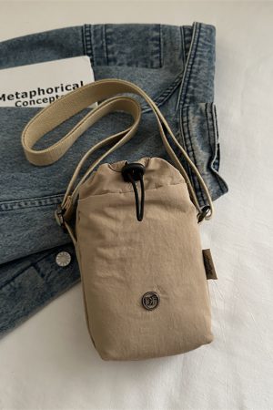 Lightweight Nylon Summer Bucket Bag for Women - 2025 Crossbody Style for Water Bottles, Cups, and Phones - Trendy and Functional