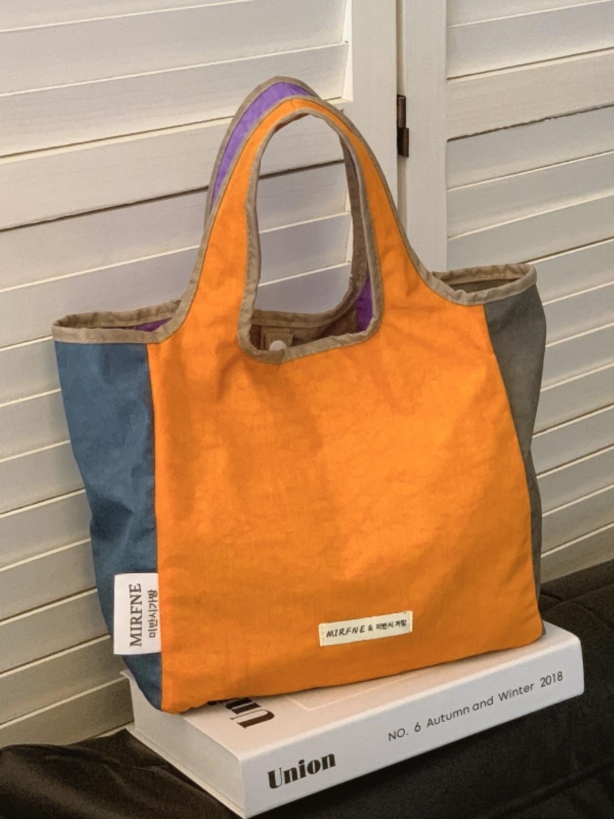 Lightweight Portable Nylon Tote Bag for Women - Large Capacity Foldable Handbag for Summer Outings and Commuting Lightweight Portable Nylon Tote Bag for Women - Large Capacity Foldable Handbag for Summer Outings and Commuting