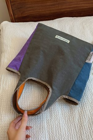 Lightweight Portable Nylon Tote Bag for Women - Large Capacity Foldable Handbag for Summer Outings and Commuting