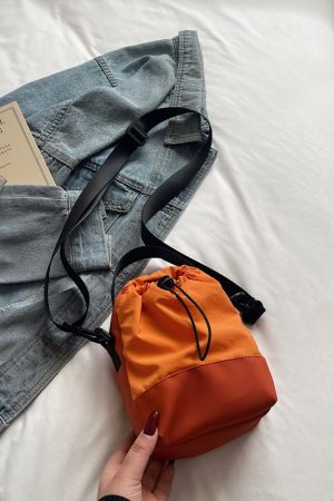 Lightweight Summer Crossbody Water Cup Bag for Women - 2025 Outdoor Cycling Phone Holder and Handheld Water Bottle Pouch