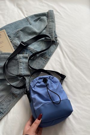 Lightweight Summer Crossbody Water Cup Bag for Women - 2025 Outdoor Cycling Phone Holder and Handheld Water Bottle Pouch