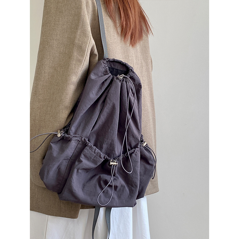 Lightweight Women's Outdoor Sports Backpack, 2025 Niche Design, Trendy INS Style, Versatile & Functional Travel Bag Lightweight Women's Outdoor Sports Backpack, 2025 Niche Design, Trendy INS Style, Versatile & Functional Travel Bag