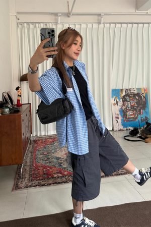 Loose Fit American Retro Plaid Long Sleeve Polo Shirt for Unisex - Trendy Early Spring Outerwear in 90s Style