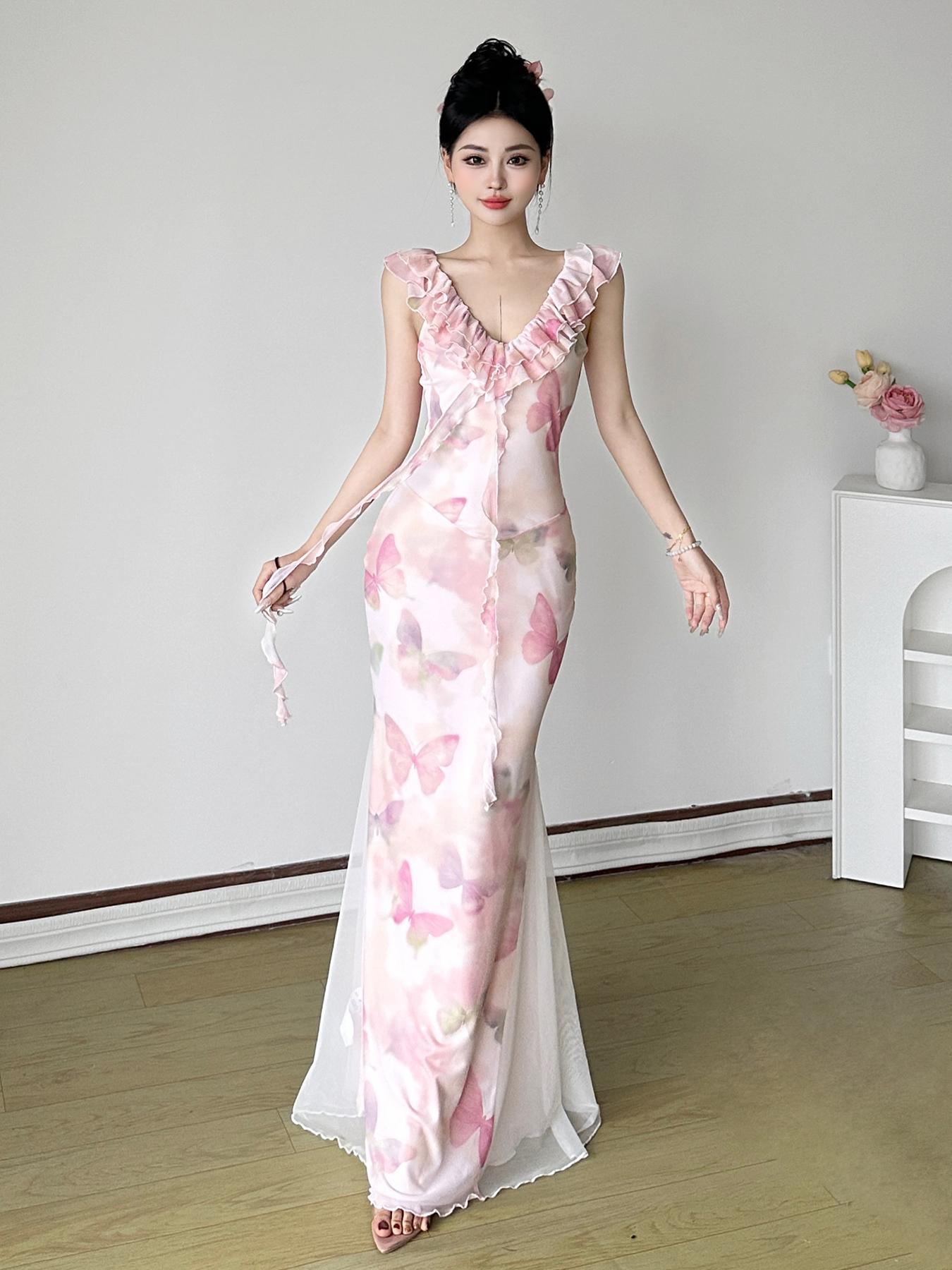 Low-Neck Fitted Butterfly Long Dress with Mesh Splicing for Women - Vacation Style Floral Dress, Y2K Inspired Low-Neck Fitted Butterfly Long Dress with Mesh Splicing for Women - Vacation Style Floral Dress, Y2K Inspired