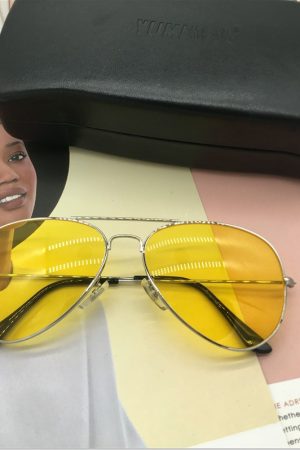 Men's and Women's Night Vision Driving Sunglasses - Celebrity Style Protective Glasses for Enhanced Visibility and Fashionable Look