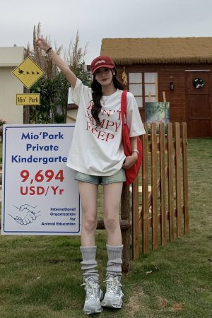 Mid-Waist Short Denim Shorts for Women - American Vintage Style Slimming Bodycon Hot Pants for Summer, Petite Fit