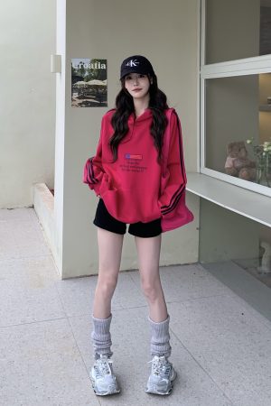 Mid-Waist Short Denim Shorts for Women - American Vintage Style Slimming Bodycon Hot Pants for Summer, Petite Fit