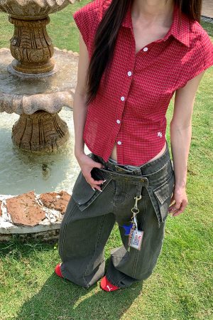 Minimalist American Red Plaid Collared Short Sleeve Shirt for Men and Women, Slim Fit, Spring/Summer Essential, Unisex Fashion