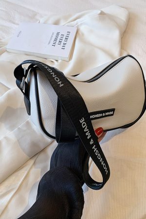 Minimalist Casual Wide Strap Square Bag for Women - Trendy 2025 Crossbody Bag with Versatile High-End Feel