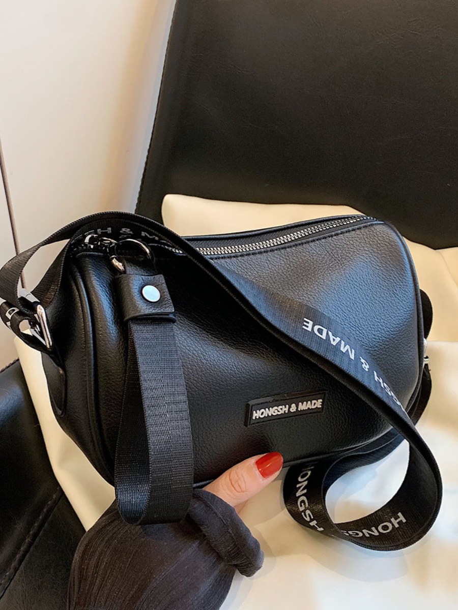 Minimalist Casual Wide Strap Square Bag for Women - Trendy 2025 Crossbody Bag with Versatile High-End Feel Minimalist Casual Wide Strap Square Bag for Women - Trendy 2025 Crossbody Bag with Versatile High-End Feel