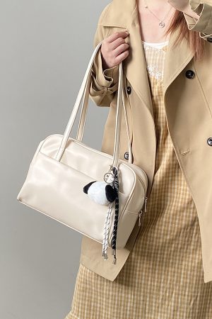 Minimalist Large Capacity Shoulder Tote Bag for Women - Spring/Summer 2025 Niche Design Commuter Style