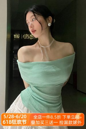Minimalist One-Shoulder Top for Women, Slimming Pleated Short Sleeve, Fresh Solid Color Mesh T-Shirt, Y2K Fashion Style