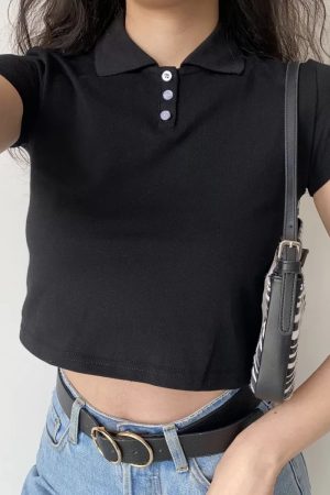 Minimalist Short-Sleeve Cropped T-Shirt for Women - European and American Style Small Lapel Pullover Top