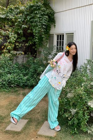 Minimalist Striped Drawstring Wide-Leg Pants for Men and Women, Loose Fit, Versatile and Slimming, Casual 90s Style Trousers