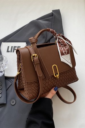 Minimalist Textured Small Square Bag for Women - Trendy Versatile Shoulder Handbag for Autumn and Winter 2025