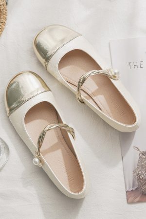 National Style Sheepskin Mary Jane Shoes for Women â€“ Shallow Mouth Fairy Flat Shoes, Perfect for Summer Skirt Outfits