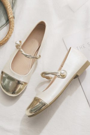 National Style Sheepskin Mary Jane Shoes for Women â€“ Shallow Mouth Fairy Flat Shoes, Perfect for Summer Skirt Outfits