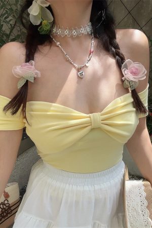 One-Shoulder Elastic Solid Color Short Sleeve T-Shirt Top with Bow - Sweet Vacation Style for Spring Summer