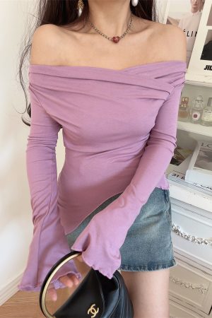 One-Shoulder Fitted Bell Sleeve T-Shirt for Women - Ultra-Slim Waist, American Style, Sexy Design, Perfect for Spicy Y2K Fashion
