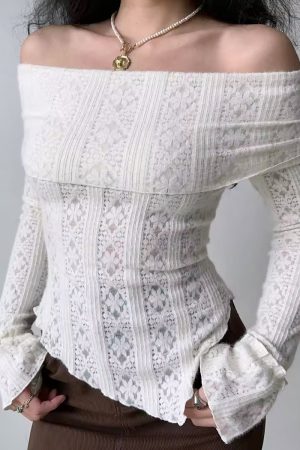 One-Shoulder Hollow-Out Knitted Long Sleeve T-Shirt for Women â€“ Slim Fit European and American Style Spicy Girl Top