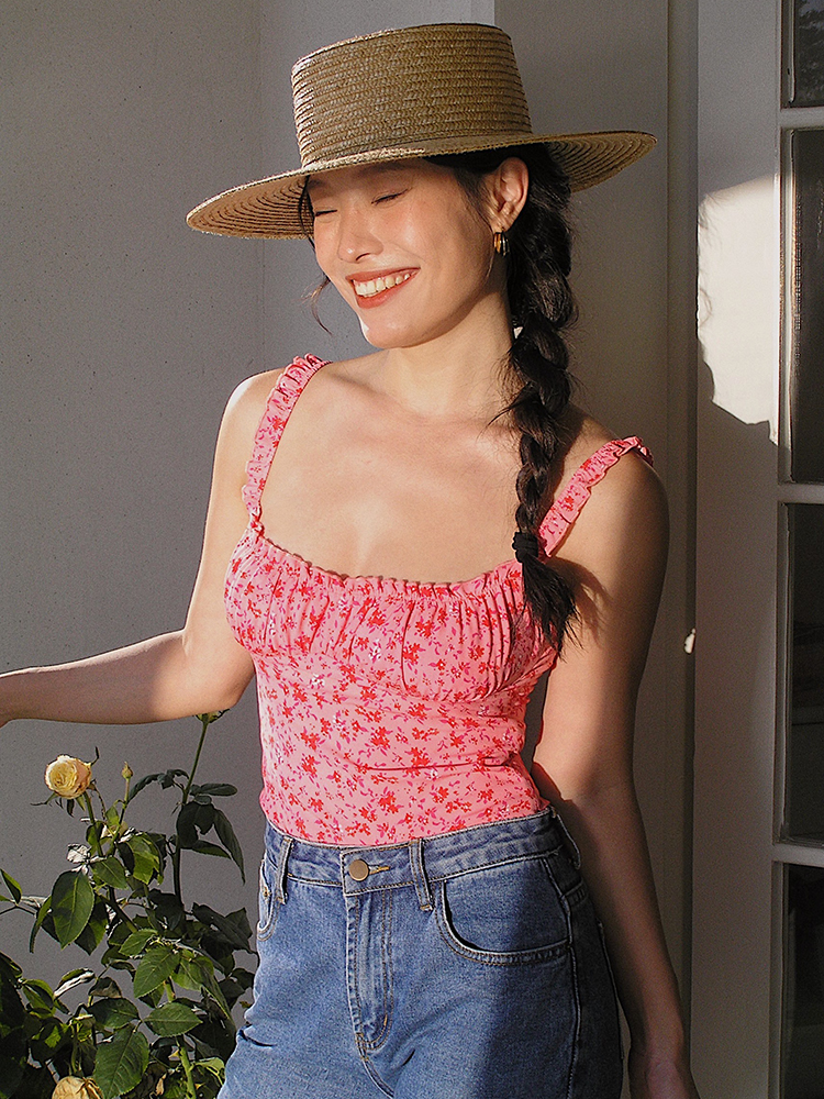 Pink Floral Spaghetti Strap Mermaid Dress - Fitted Vintage-Inspired Tank Top with French Print - Elegant Summer Fashion Pink Floral Spaghetti Strap Mermaid Dress - Fitted Vintage-Inspired Tank Top with French Print - Elegant Summer Fashion