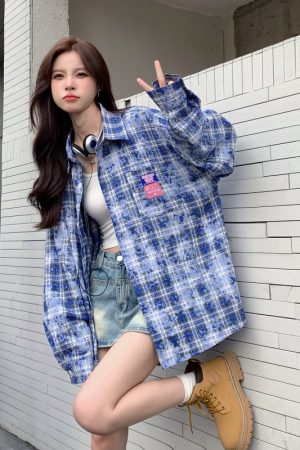 Plaid Long Sleeve Shirt for Women - Lazy Style Loose Fit Casual Blouse, Autumn Design, Niche Print Boyfriend Top