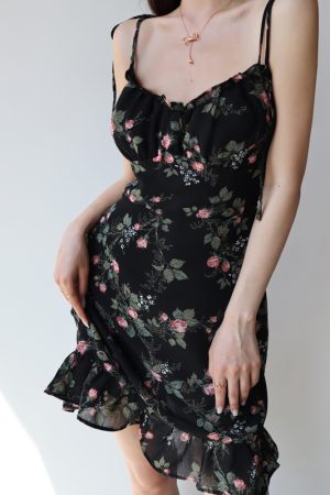 Playful Floral V-Neck Slip Dress - French Style High-Waisted Elastic Tie Long Leg Drape for Effortless Y2K Chic