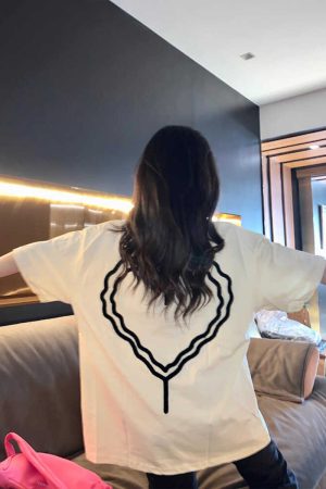 Plus Size American Retro Heart Print Short-Sleeve T-Shirt for Women - Summer Loose Fit Cotton Top