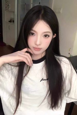 Plus Size American Retro Three-Stripe Cotton Short Sleeve T-Shirt for Women - Chic Loose Fit Hong Kong Style Top