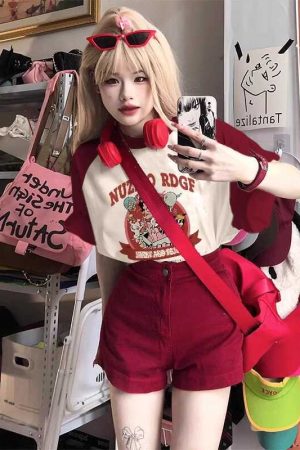 Plus Size American Retro Wine Red Raglan Sleeve Short Sleeve T-Shirt - Trendy Loose Fit Dopamine Style for Women