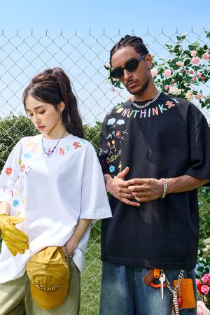 Plus Size Loose Cartoon Short Sleeve T-Shirt for Women and Men, Hip Hop Graffiti Style, Trendy 2025 Model, Casual Streetwear Fashion